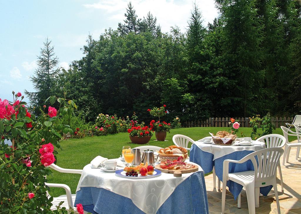 Hotel Koenig Laurin San Genesio Atesino Exterior photo